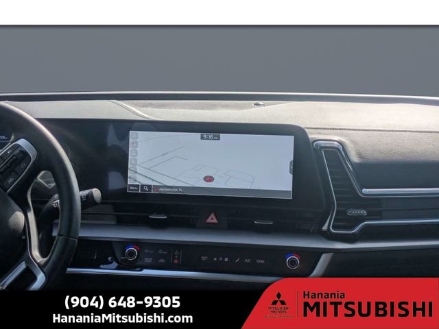 Used 2023 White Kia EX image 18