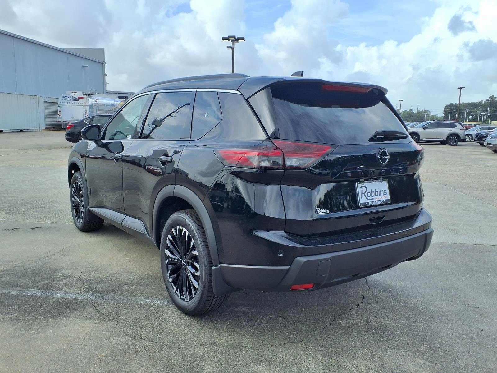 2026 Nissan Rogue Dark Armor™ Black at Robbins Nissan