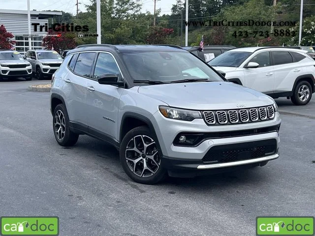 Used 2025 Silver Jeep Limited image 1