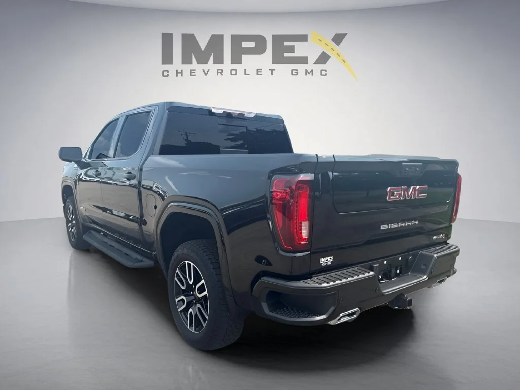Used 2025 Onyx Black GMC AT4 image 3