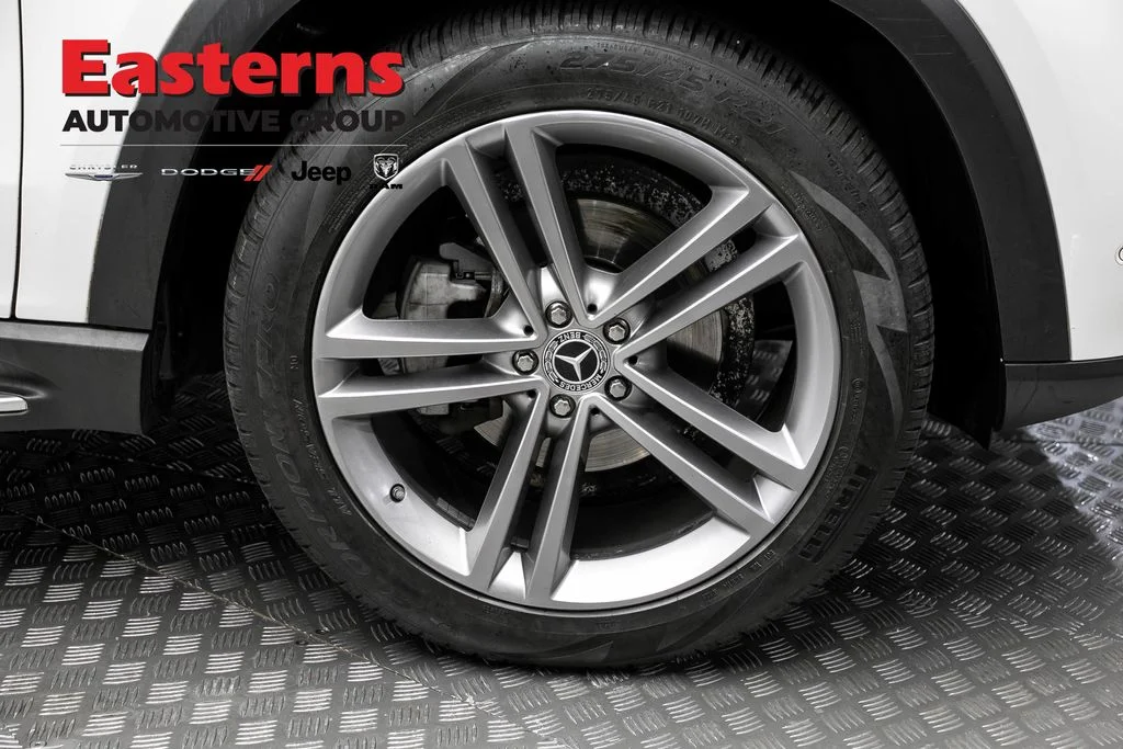 Used 2020 White Mercedes-Benz GLE 350 image 31