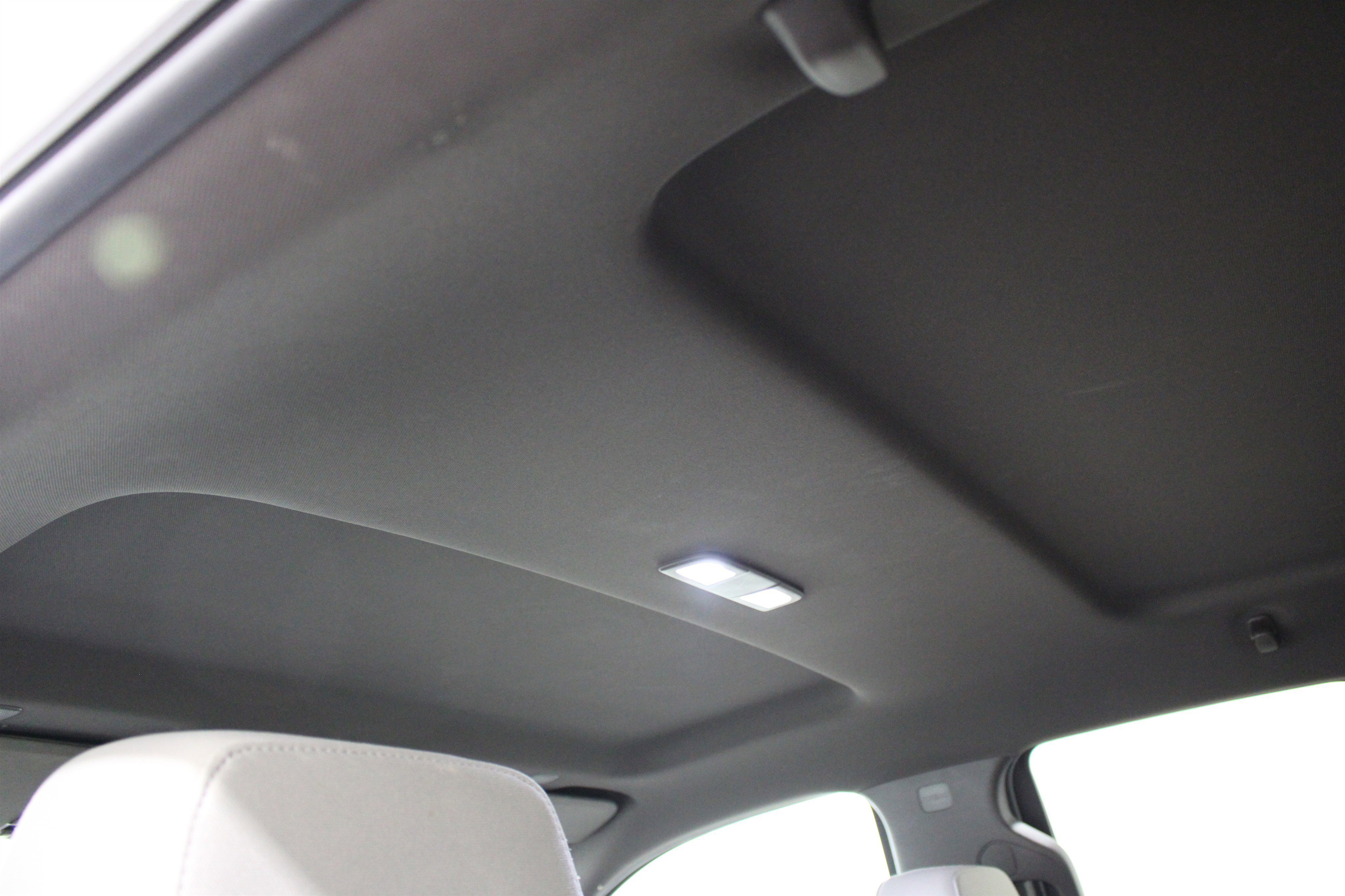 Used 2020 Summit White Chevrolet LT image 21