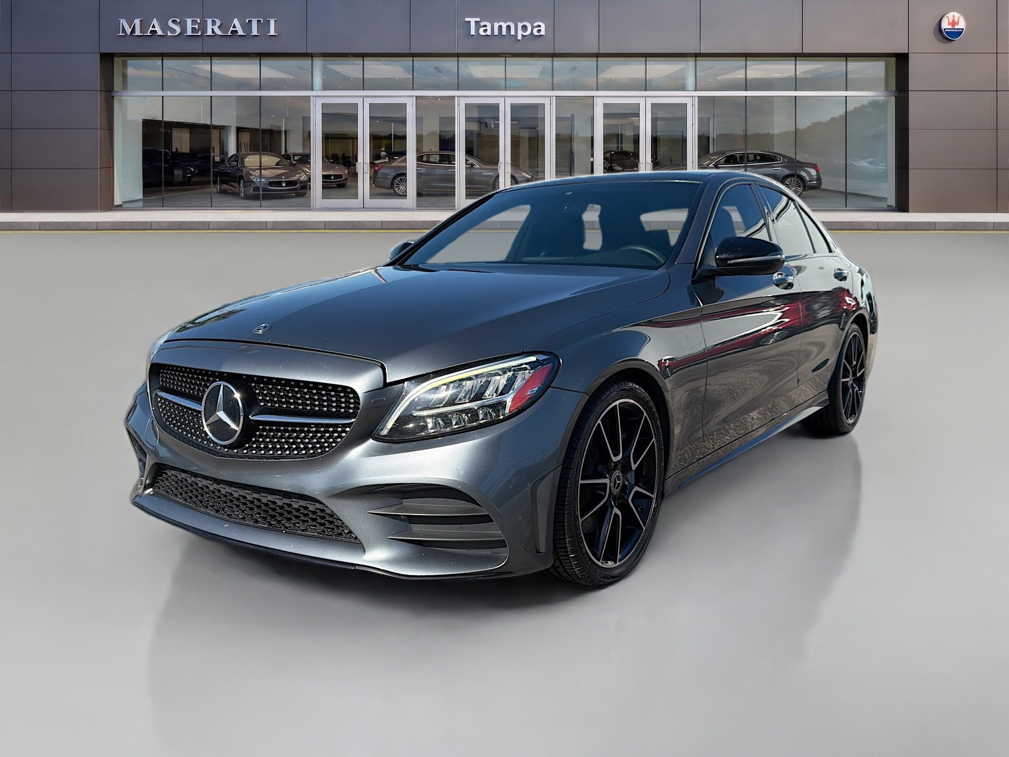Used 2019 Silver Mercedes-Benz C 300 image 4