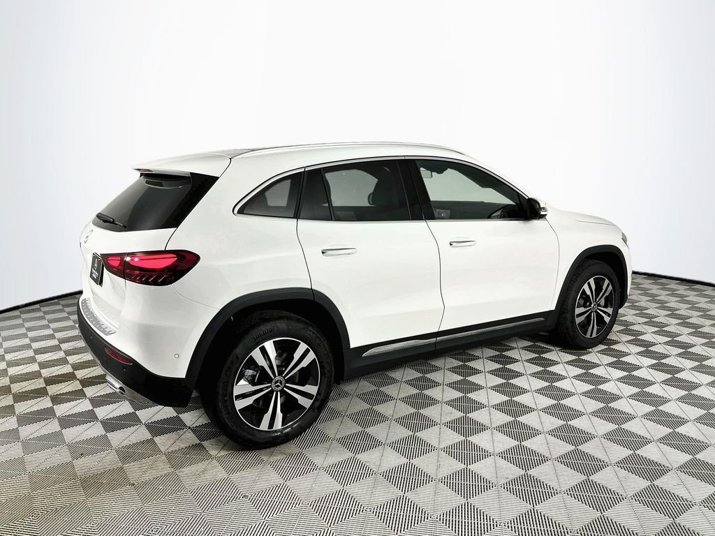 New 2026 Polar White Mercedes-Benz GLA 250 image 7