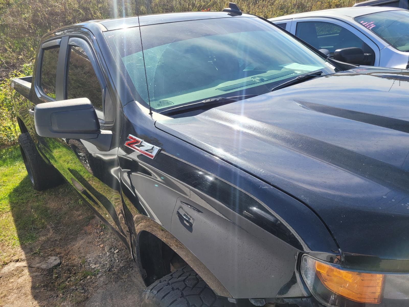 2020 Chevrolet Silverado 1500 Custom Trail Boss photo 3