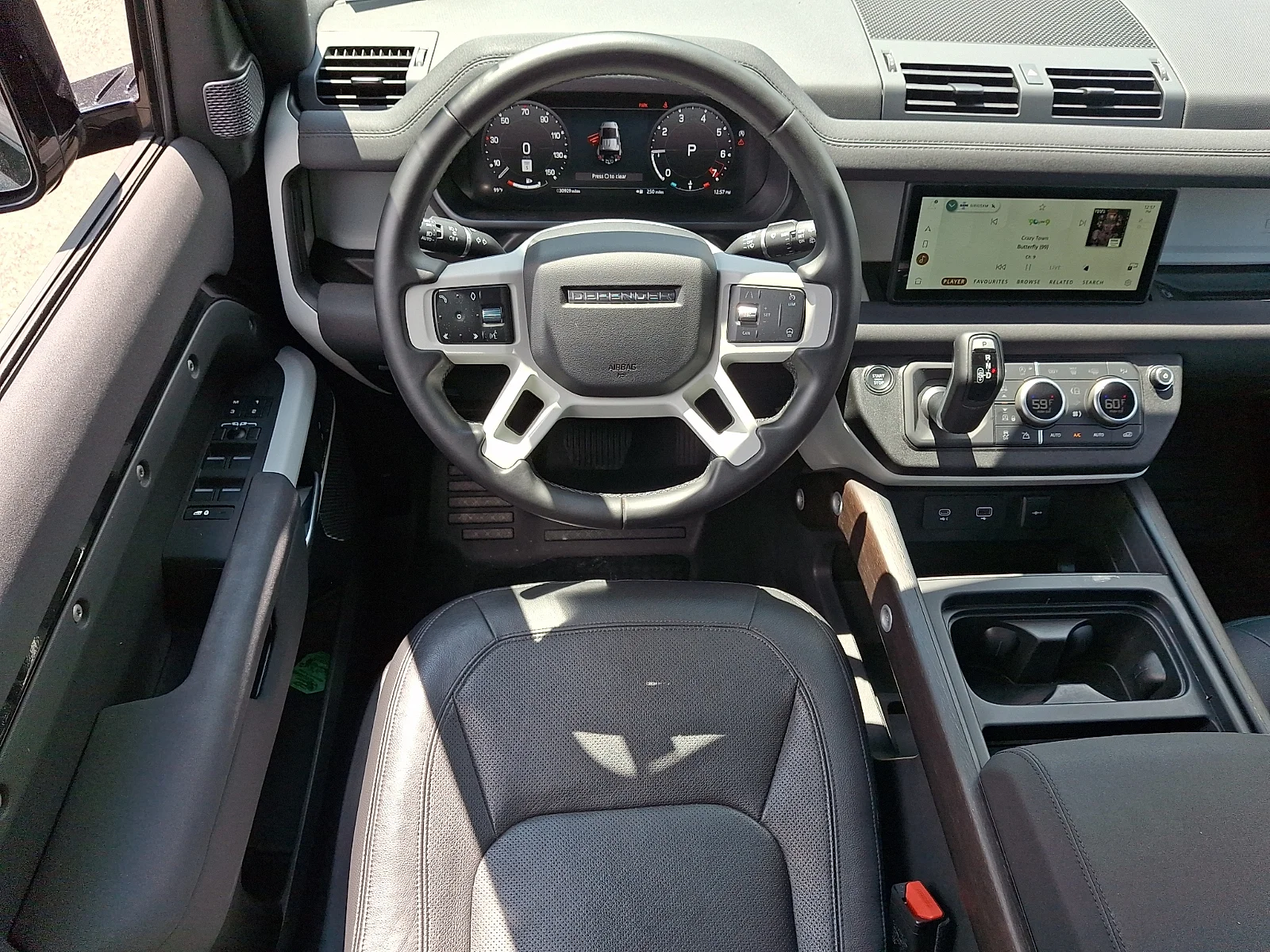 Certified Used 2023 Santorini Black Metallic - 1AG Land Rover 110 SE image 4