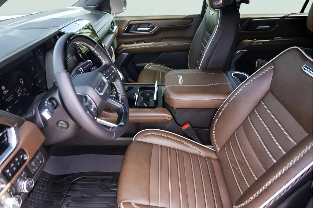 Used 2026 Onyx Black GMC Denali Ultimate image 11