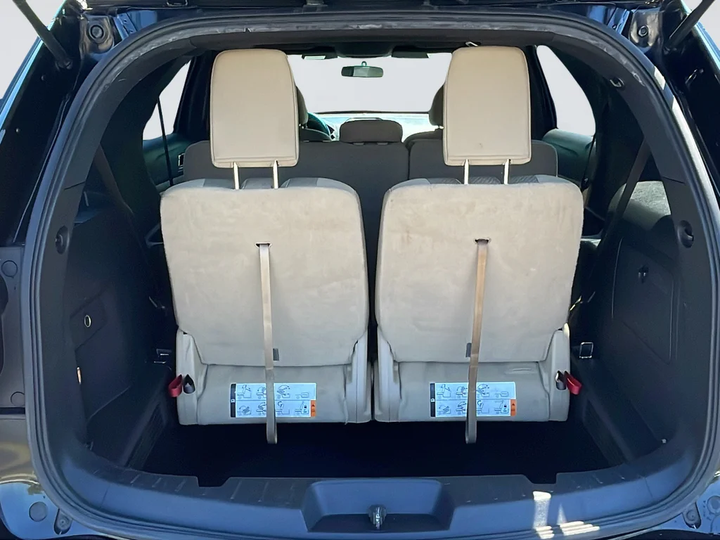 Used 2016 Black Ford Base image 35