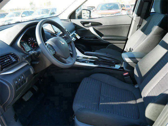 New 2026 White Diamond Mitsubishi LE image 4