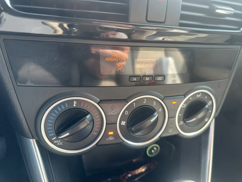 Used 2015 Blue Mazda Touring image 5