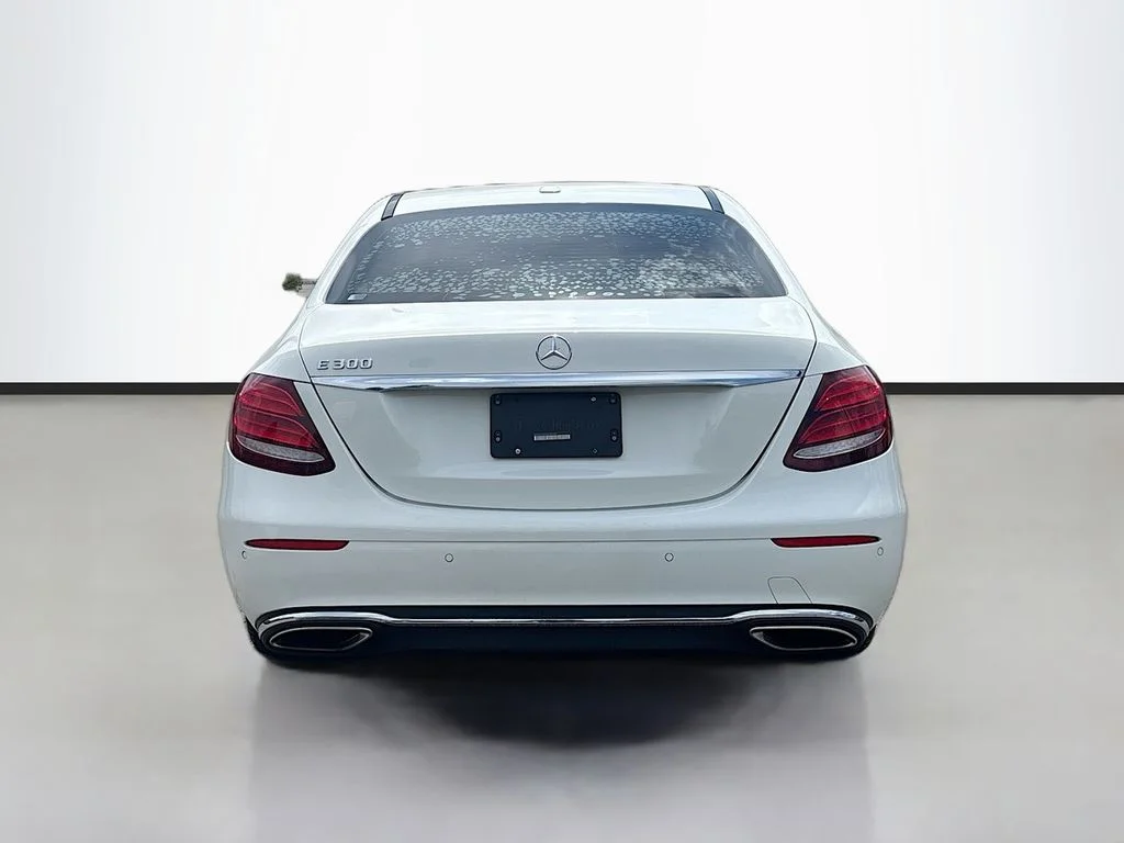 Used 2018 Polar White Mercedes-Benz E 300 image 4