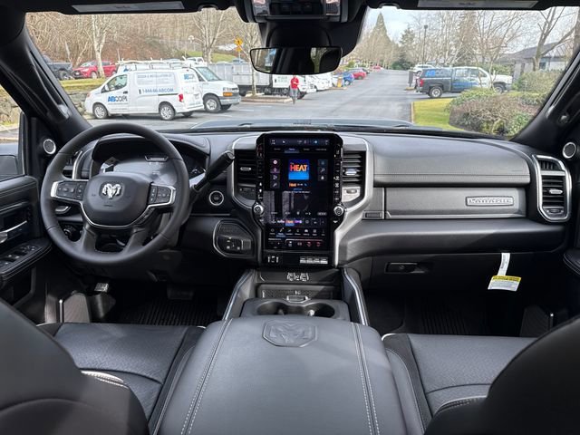 New 2025 Diamond Black Crystal Pearl-Coat Exterior Paint RAM Laramie image 11
