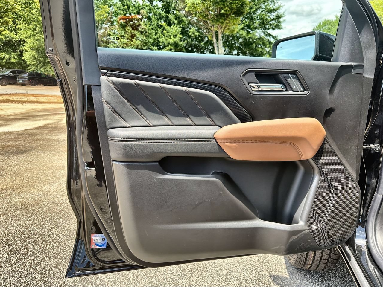 2026 GMC Canyon AT4 - Photo 18