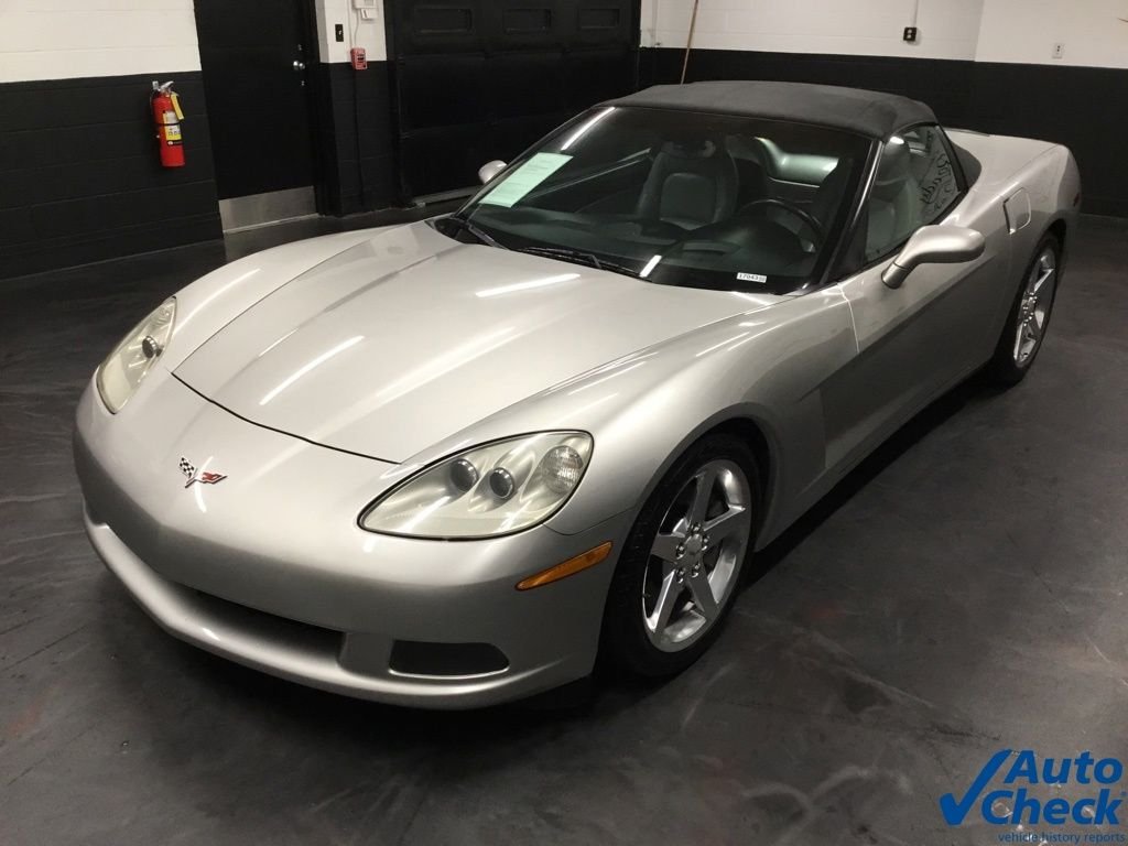 2005 Chevrolet Corvette Base - Photo 17