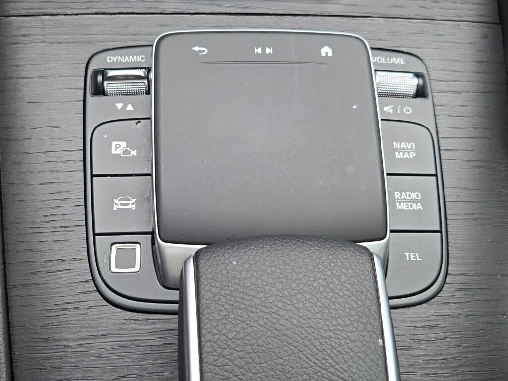 Used 2025  Mercedes-Benz GLS 450 image 32
