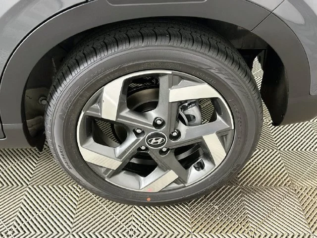 New 2026 Hyundai VENUE SEL