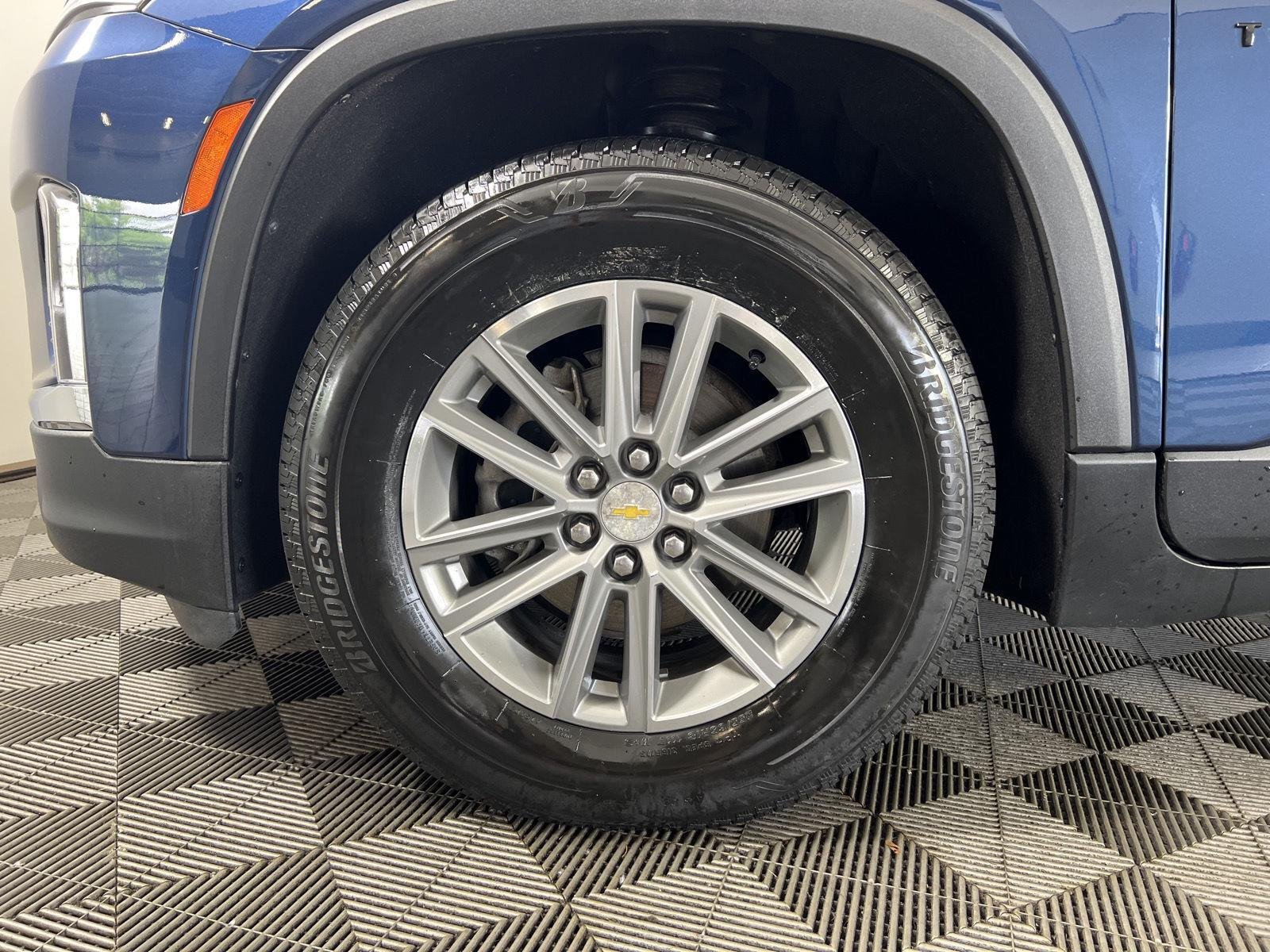Used 2023 Blue Metallic Chevrolet LT Leather image 33
