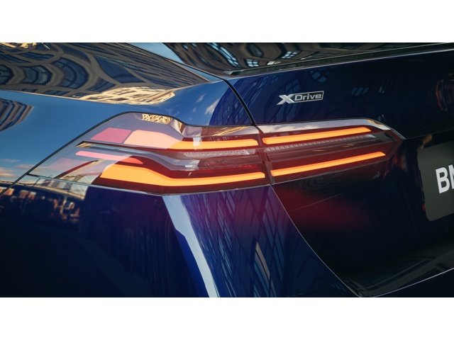 New 2027 Tanzanite Blue II Metallic BMW 530i xDrive image 8