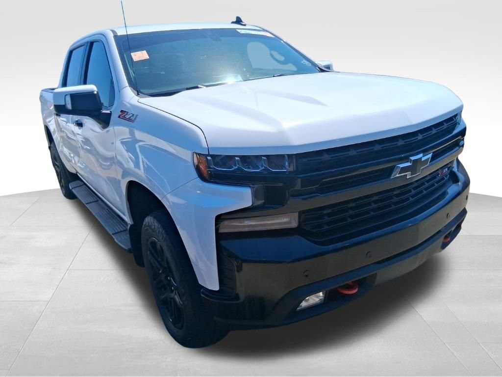 Used 2021 White Chevrolet LT Trail Boss image 3