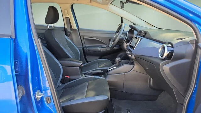 Used 2024 Electric Blue Metallic Nissan 1.6 SV image 13