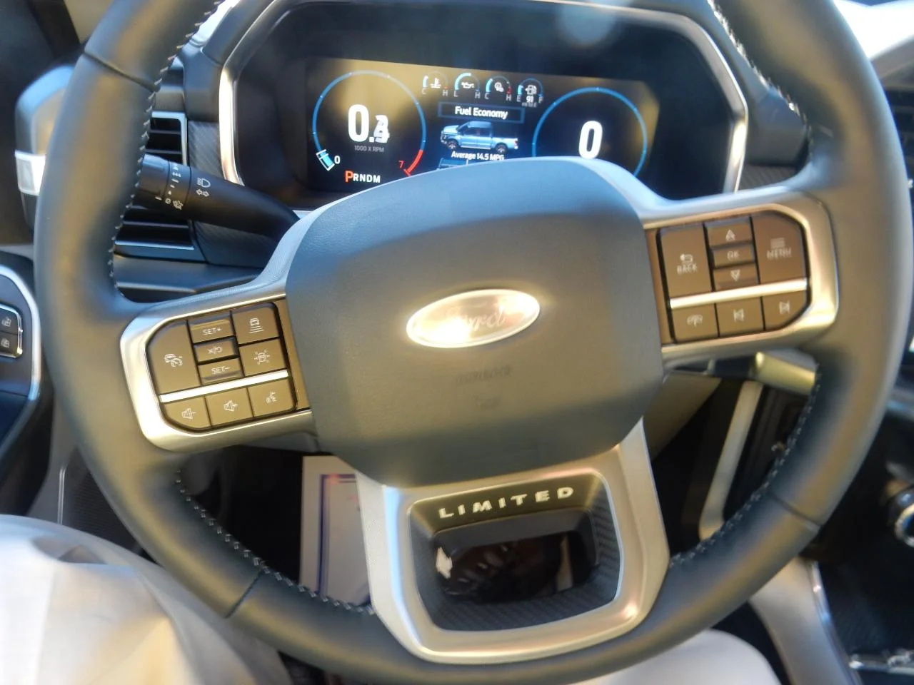 New 2023 Pearl White Ford LIMITED 4WD SUPERCREW 5.5 image 35