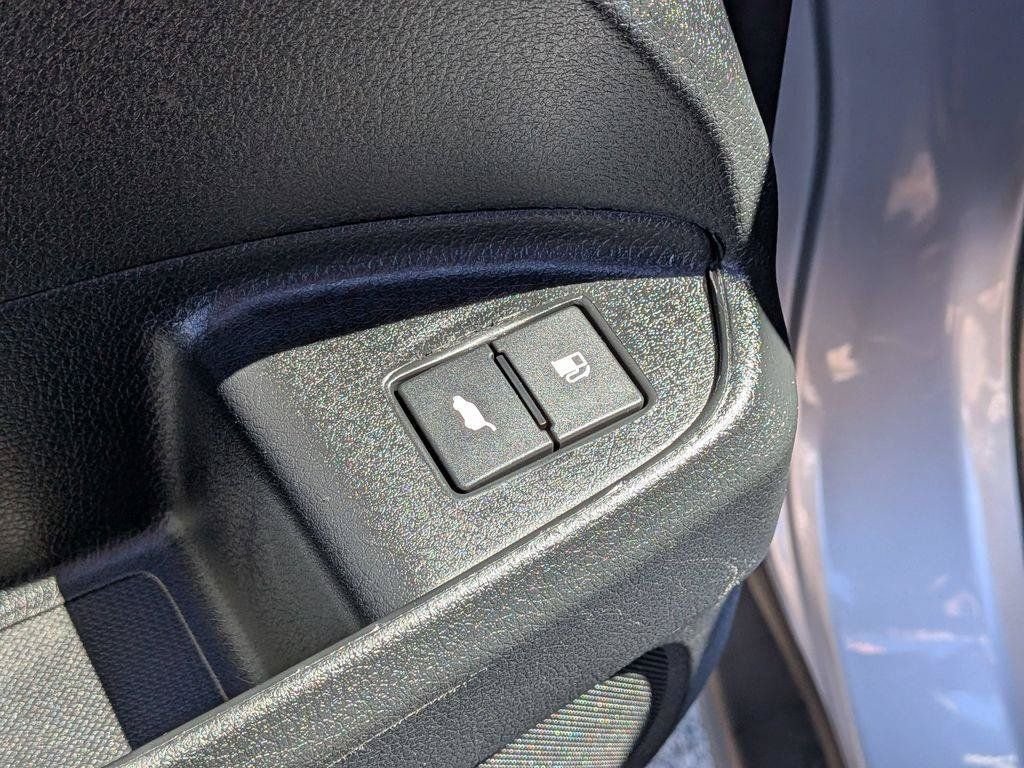 Used 2023  Honda EX-L image 13