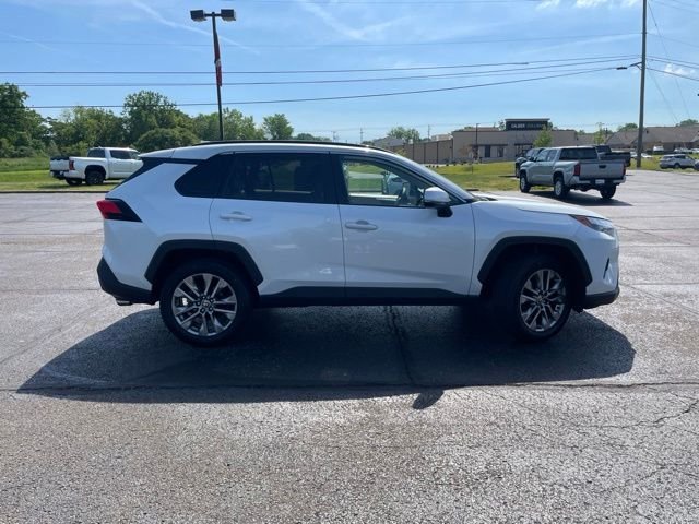 Certified Used 2025 Beige Toyota XLE Premium image 6