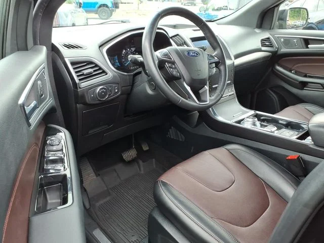 Used 2020 Black Ford Titanium image 20