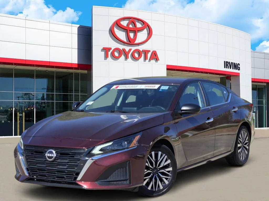 2024 Nissan Altima SV