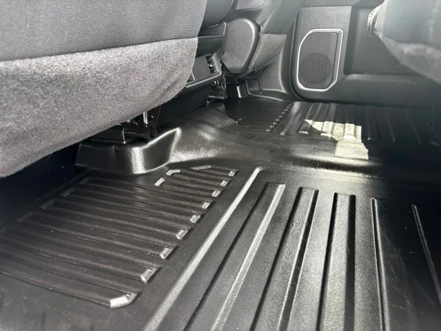 2023 Chevrolet Silverado 1500 LT - Photo 24