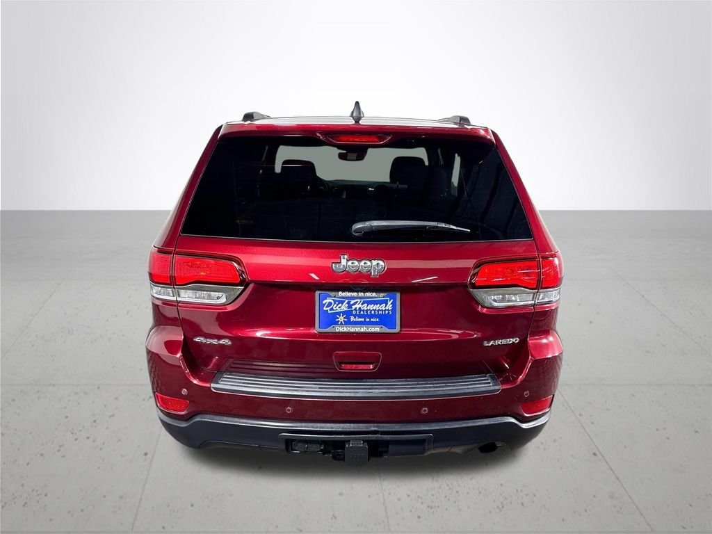 Used 2021 Velvet Jeep Laredo E image 7