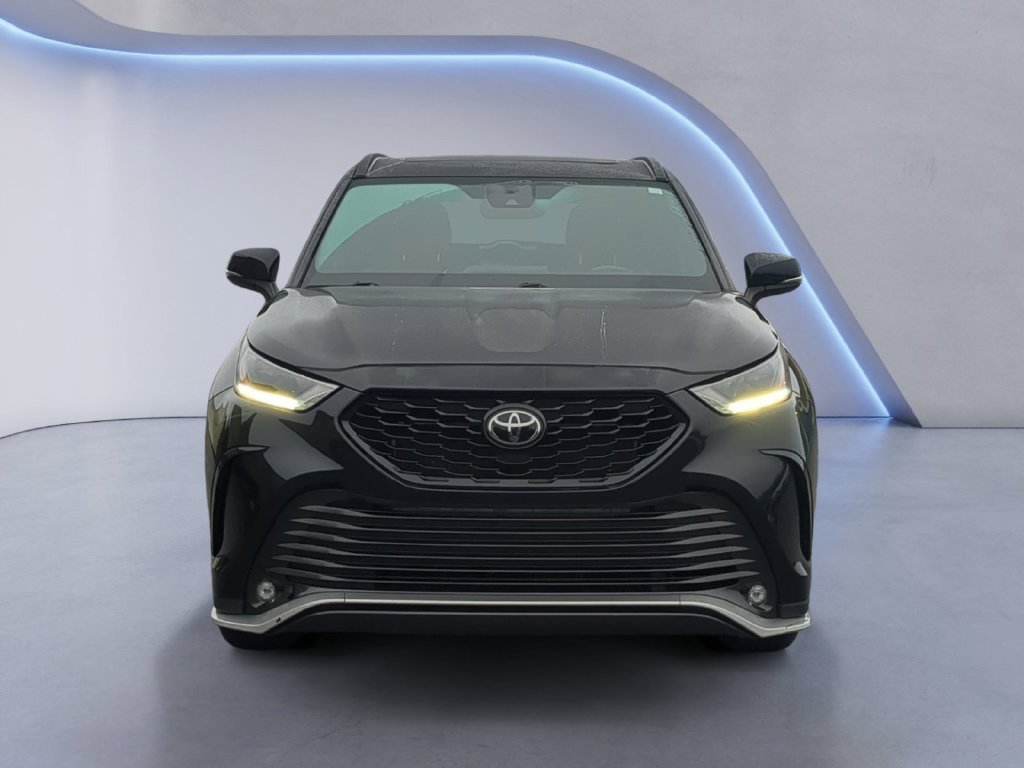 Used 2022 Black Toyota XSE image 9