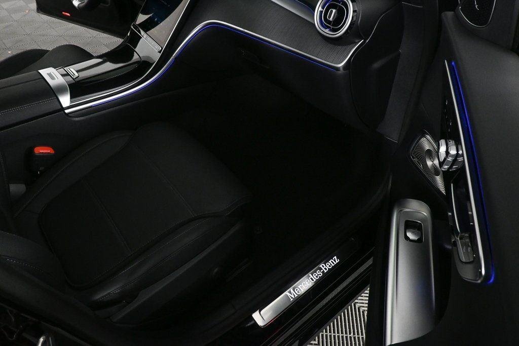 2026 Mercedes-Benz C-Class Sedan C 300 - Photo 22