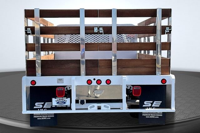 2024 Ford F-450 Super Duty Chassis Cab XL - Photo 4