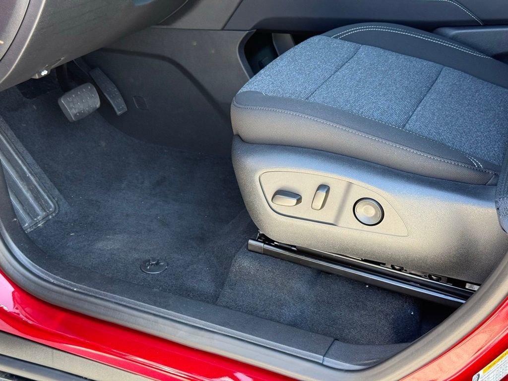 2026 GMC Acadia Elevation - Photo 17
