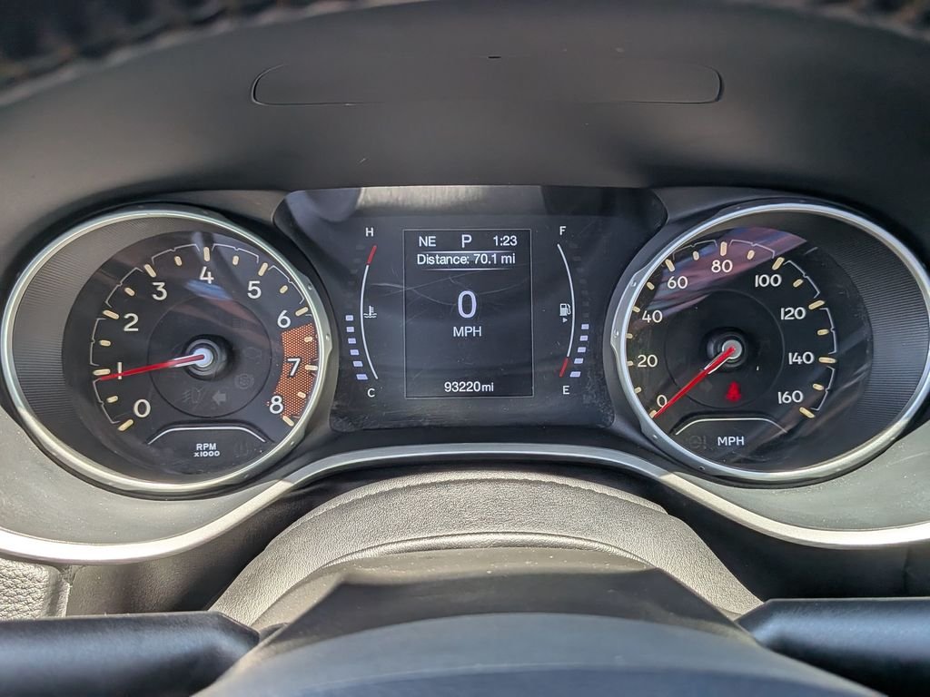 Used 2019 Black Jeep Latitude image 16