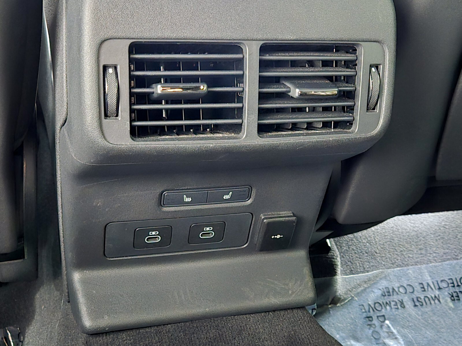 Used 2024 Varesine Blue Metallic Land Rover Dynamic HSE image 14