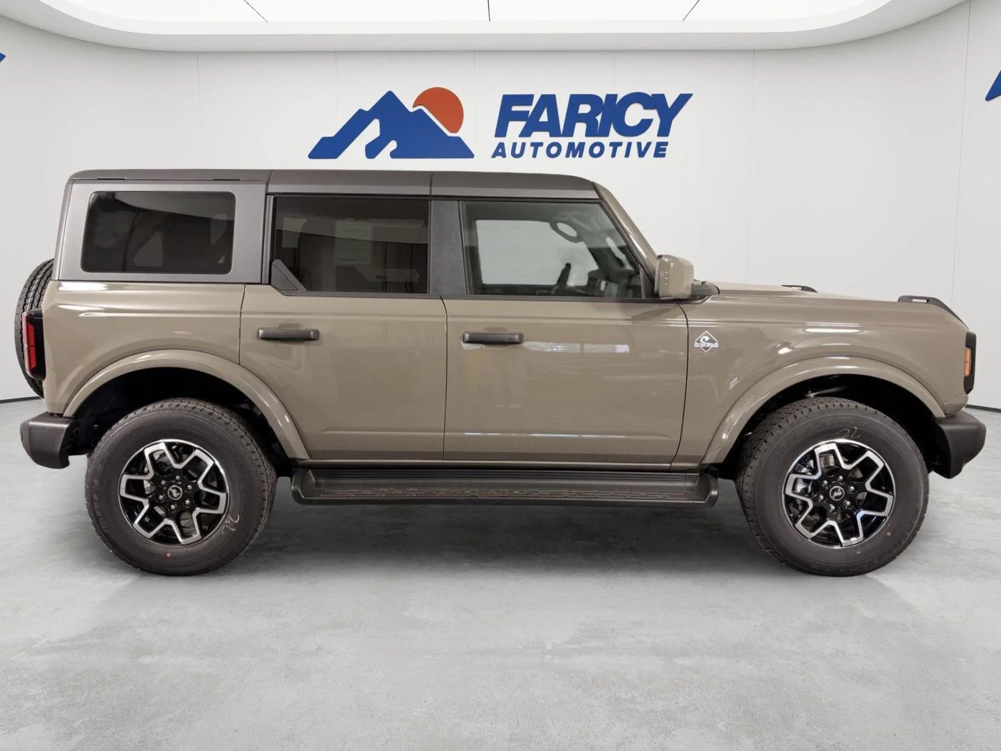Used 2026 Marsh Gray Ford Outer Banks image 9