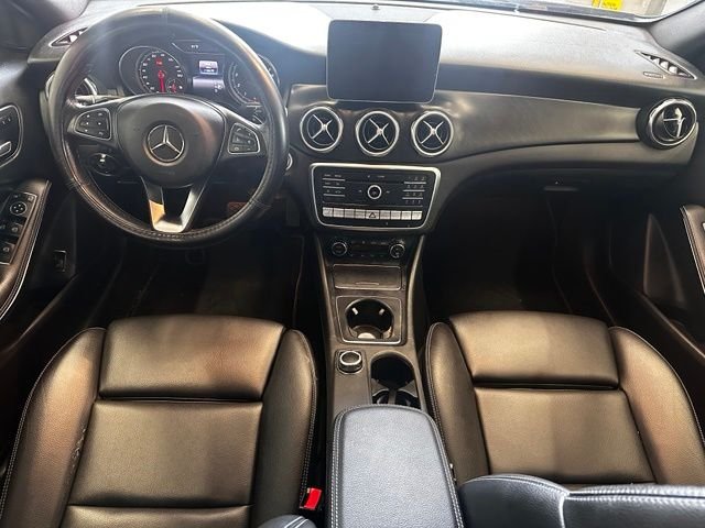 Used 2019 Black Mercedes-Benz GLA 250 image 13