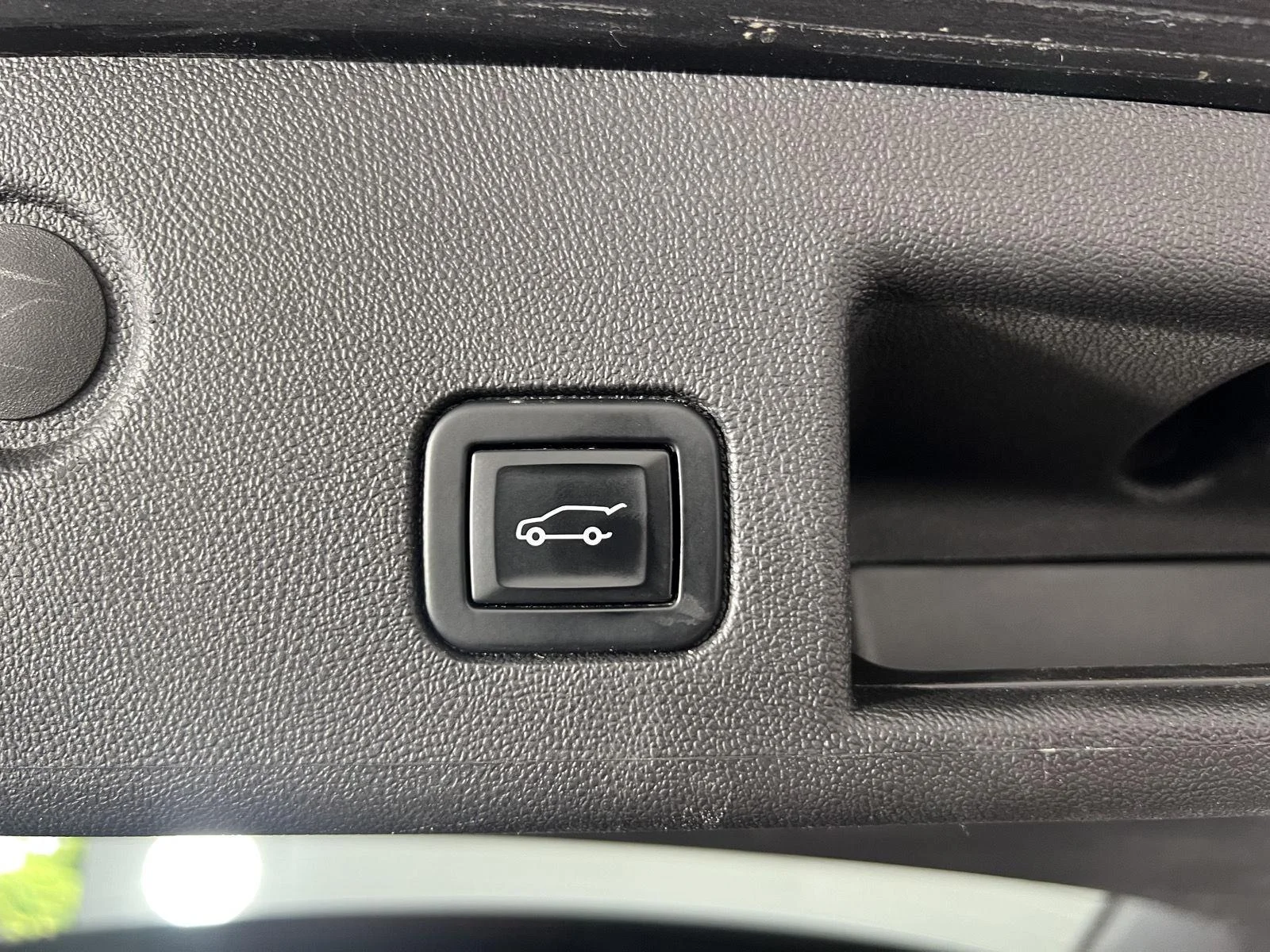 Used 2022 Iron Gray Metallic Chevrolet RS image 20
