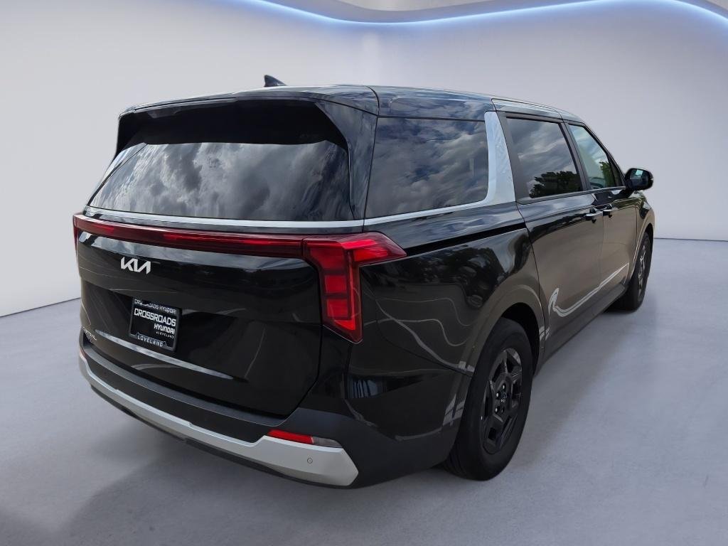 Used 2025 Aurora Black Pearl Kia LXS image 6