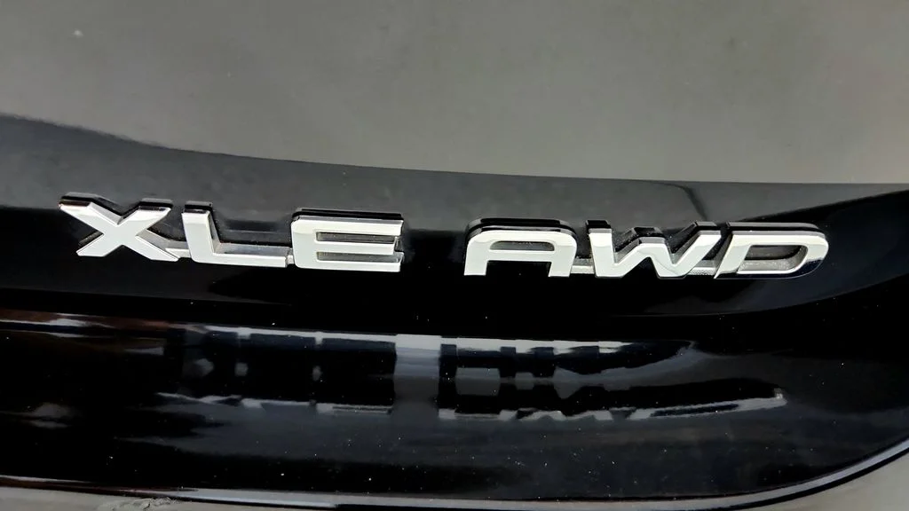 Used 2021 Black Toyota XLE image 14