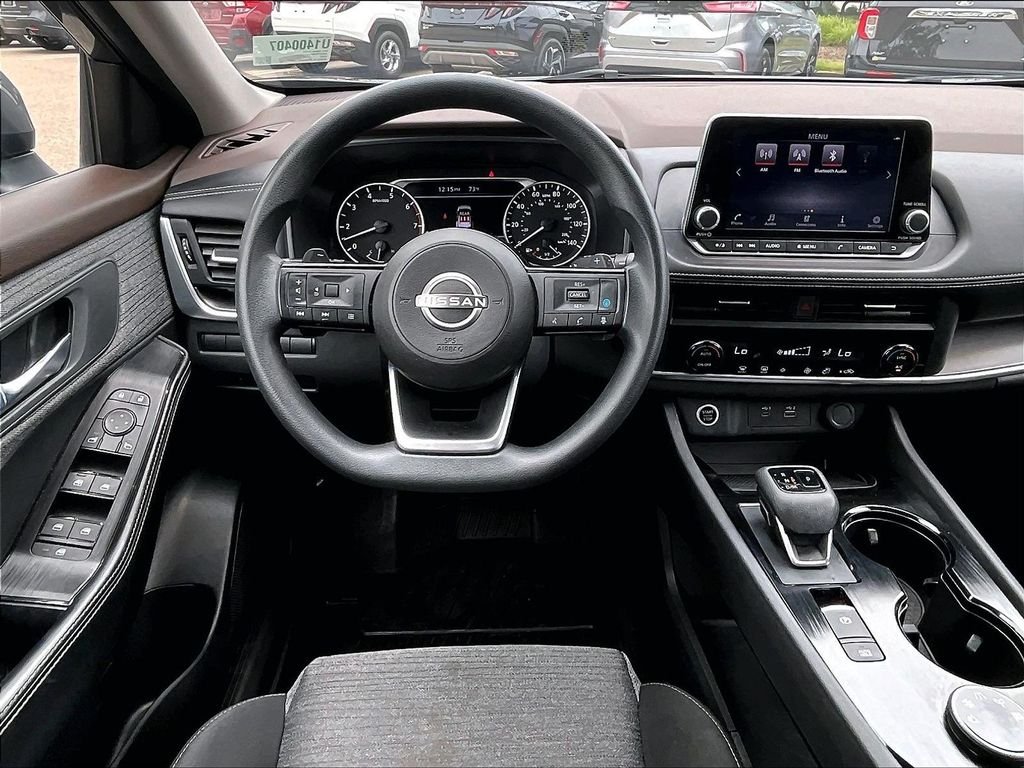 Used 2023 Gray Nissan SV image 17