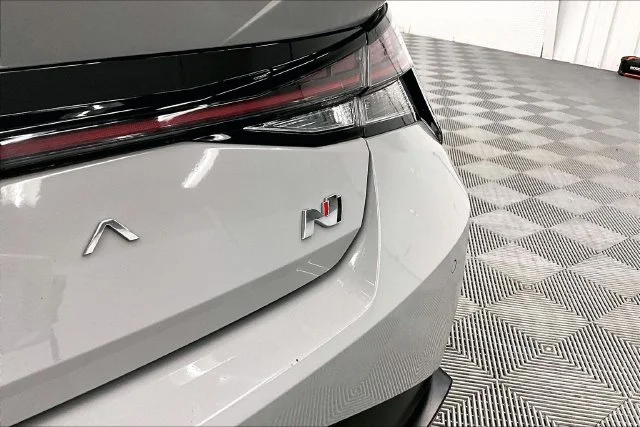 2023 Hyundai Elantra N - Photo 9