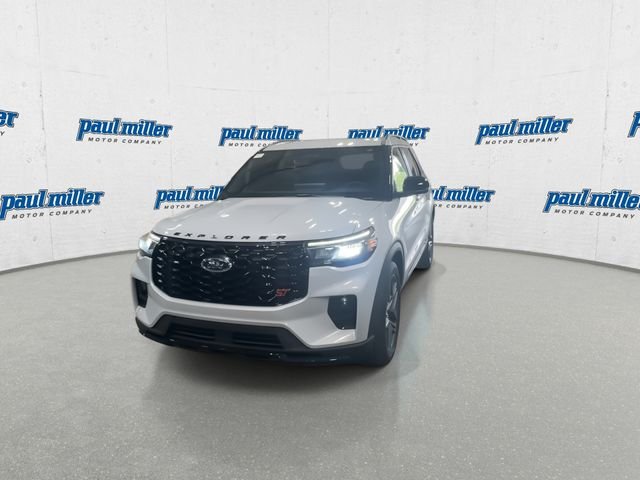 New 2026 Space White Metallic Ford ST image 4