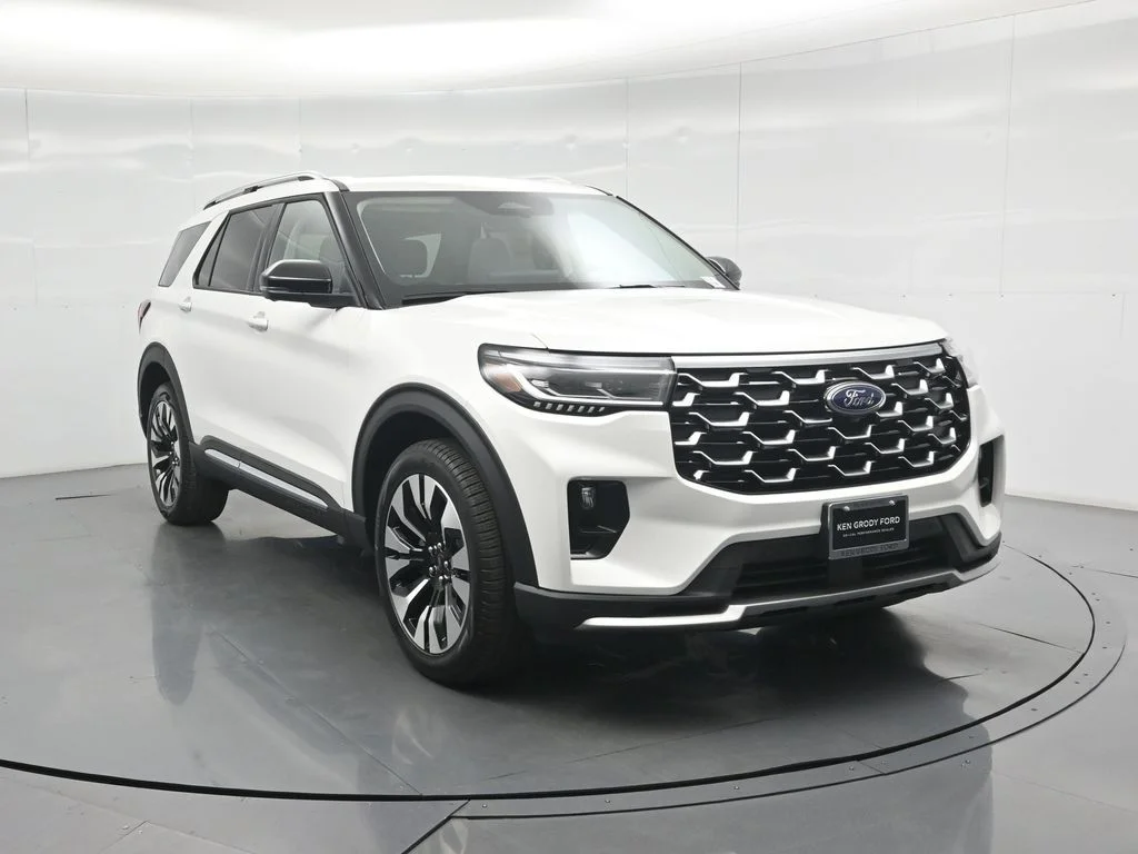 New 2026 White Ford Platinum image 22