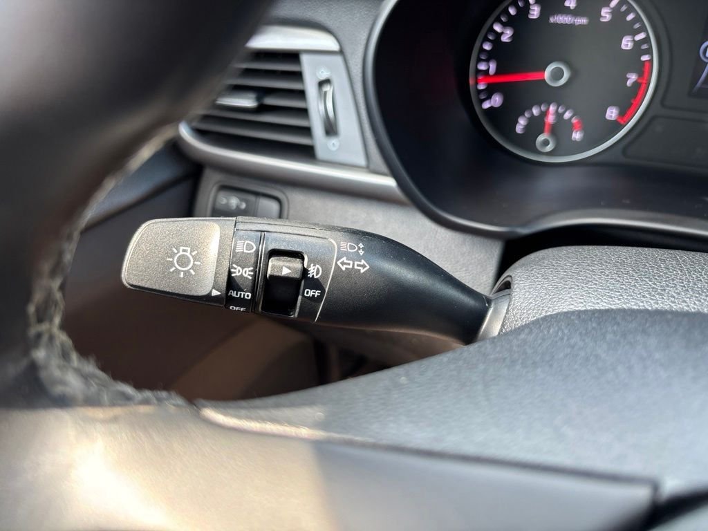 Used 2018 Gray Kia S image 25