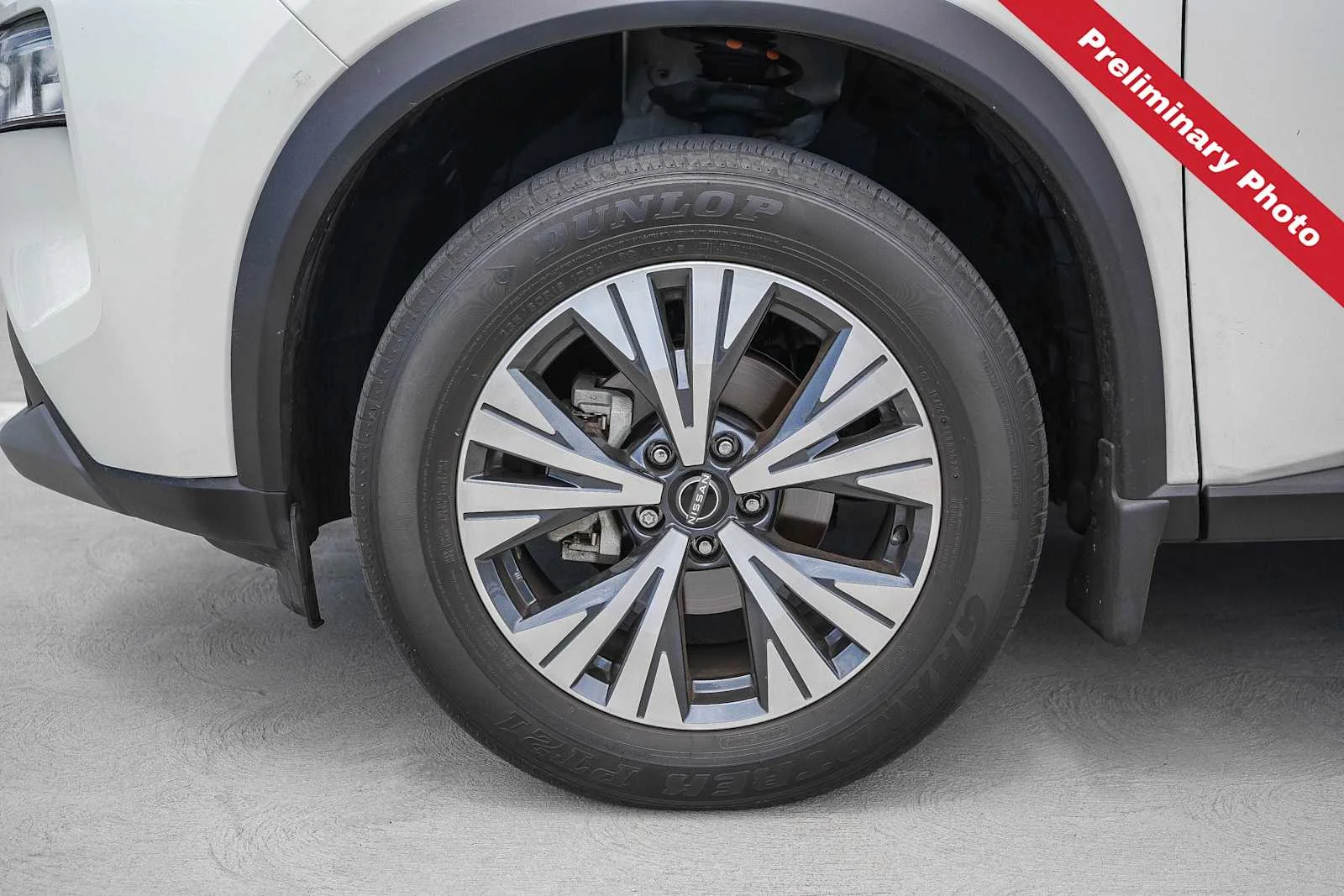 Used 2023 Pearl White Tricoat Nissan SV image 12