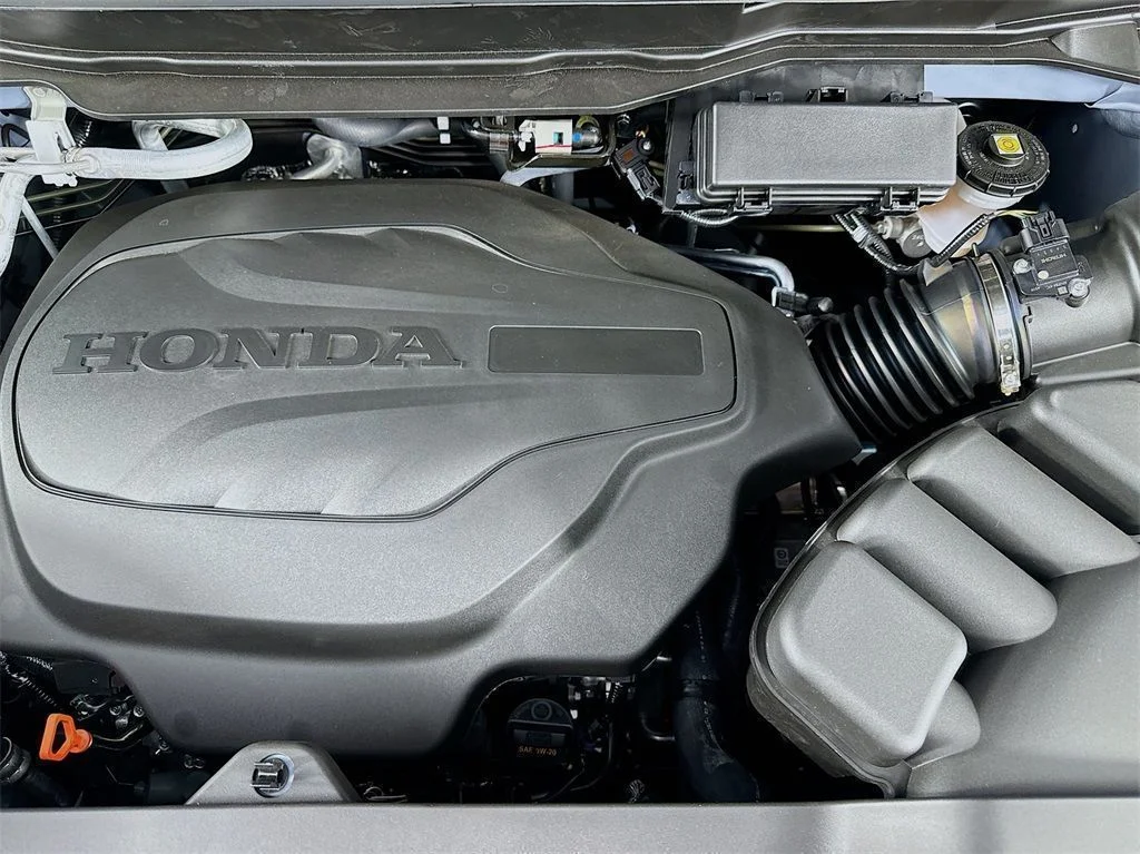 2025 Honda Ridgeline Sport - Photo 10