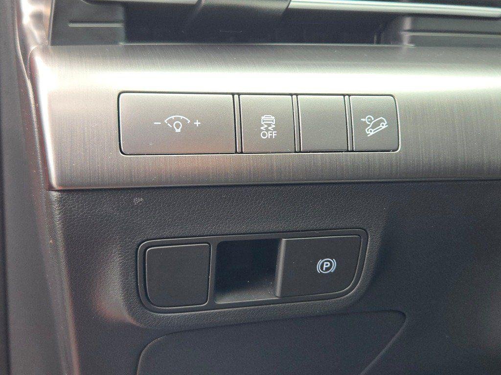 New 2025 Orange Hyundai SEL AWD image 24
